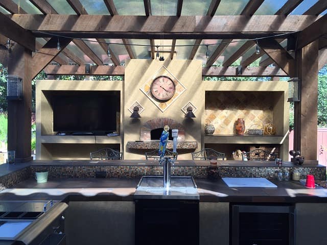 How to Design an Outdoor Kitchen Like a Pro : Chetty Builders